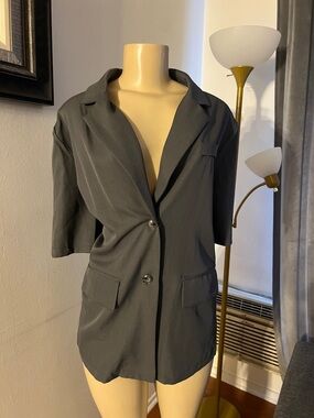 Women's Gray Short-Sleeve Blazer Jacket